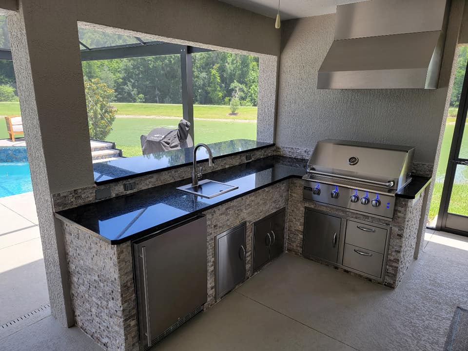 Outdoor kitchen Florida