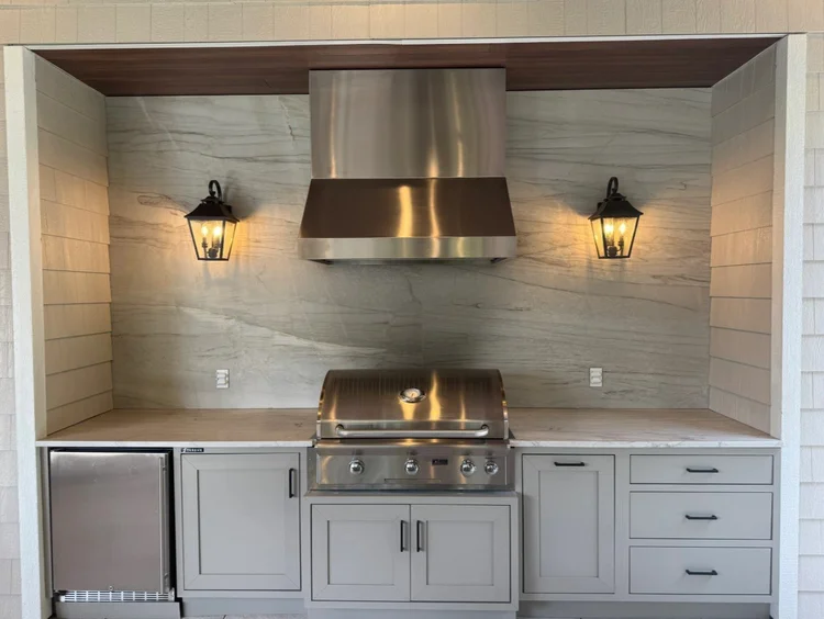 Outdoor Kitchens